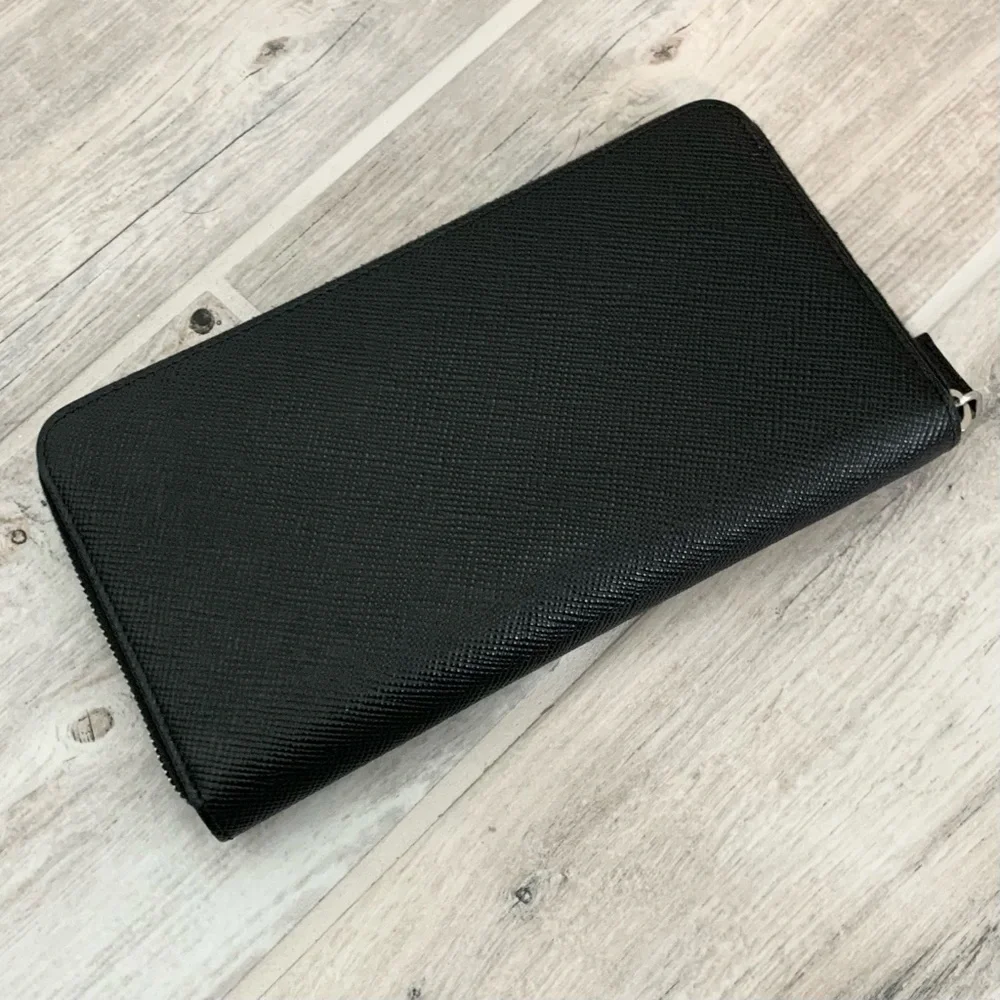 Prada Black Saffiano Leather XL Organizer Wallet - Picture 3 of 12